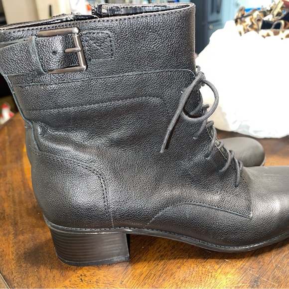 Bandolino BD Clovis Zipper Booties BLACK Size 10M - Picture 2 of 10